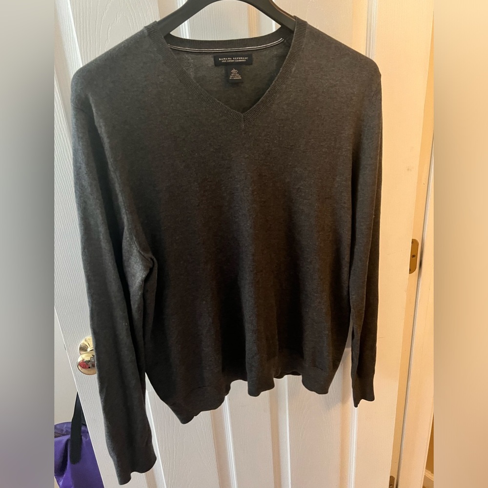 Banana Republic- Cashmere & Silk Grey Sweater
